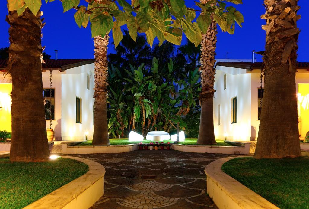Hotel Cerere Paestum Esterno foto